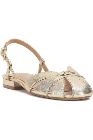 Vince Camuto Women