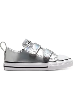 Converse Girls