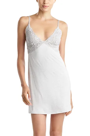 Natori Feathers Essentials Chemise
