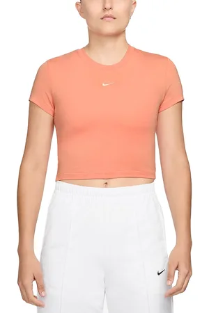 Nike Relaxed Cropped Tee