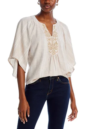 Cupio Flutter Sleeve Top