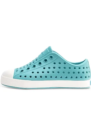 Native Unisex Jefferson Waterproof Slip-On Sneakers