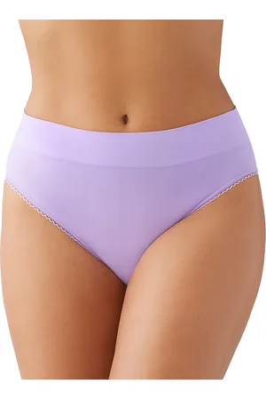 Wacoal Feeling Flexible Seamless Hi Cut Brief