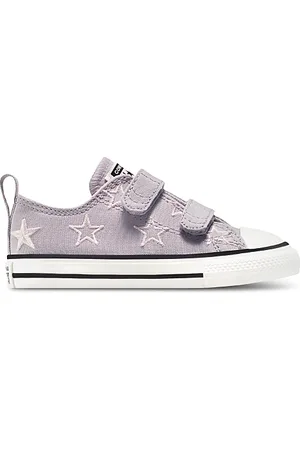 Converse Girls