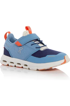 On Running Unisex Cloud Play Sneakers