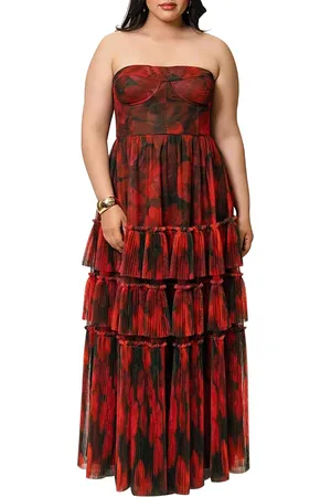 Hutch Plus Size Isabella Strapless Floral Tulle Gown