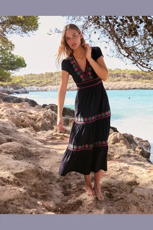 Boden Eloise Embroidered Midi DressNavy Women