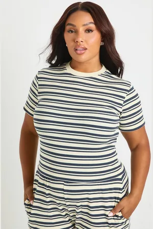 Boohoo Womens Plus Crew Neck Tee - - 14