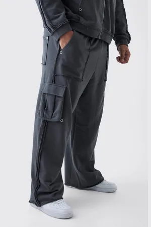 Boohoo Mens Plus Relaxed Wide Leg Eyelet Detail Cargo Sweatpants