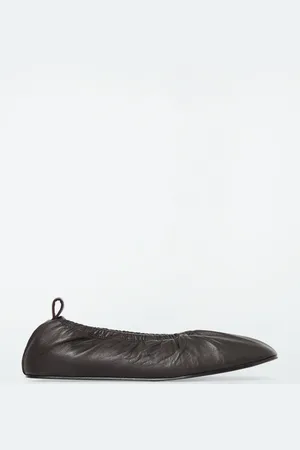 COS THE RUCHED LEATHER BALLET FLATS