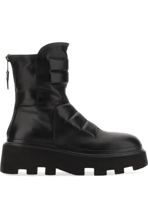 Elena Iachi Leather boot
