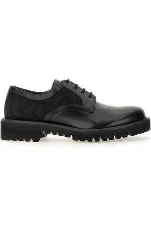 VALENTINO GARAVANI Derby shoe.