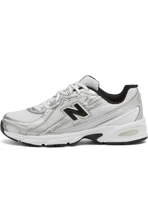 New Balance 740 Sneaker in , Size UK 10