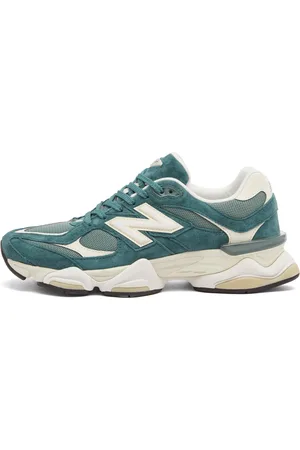 New Balance 9060 Sneaker in , Size UK 10.5