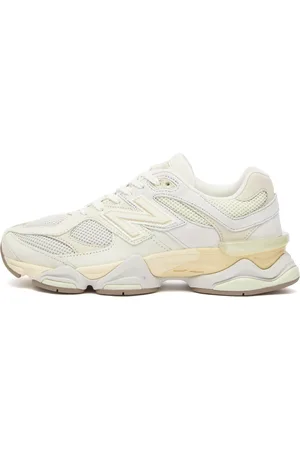 New Balance 9060 Sneaker in , Size UK 10