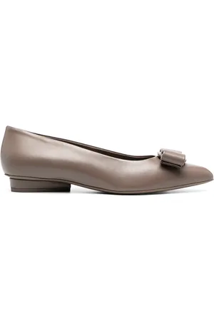 Salvatore Ferragamo Viva pointed-toe flats