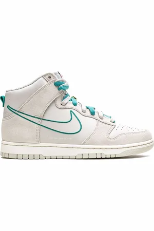 Nike Dunk High SE "First Use - Green Noise" sneakers