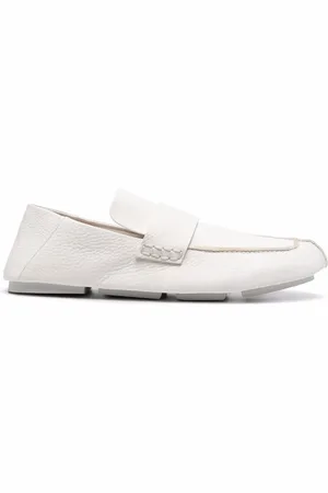 MARSÈLL Almond-toe leather loafers