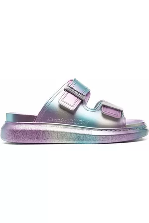 Alexander McQueen Hybrid holographic buckle sandals - Grey