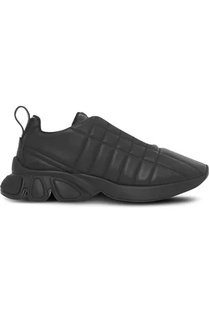 Burberry Men Low Top Sneakers - Quilted leather low-top sneakers - Black