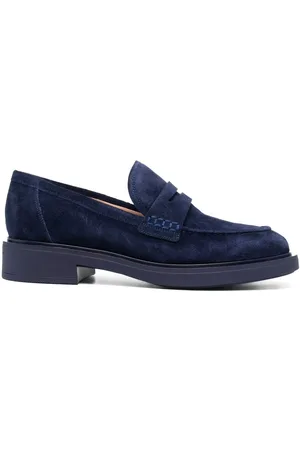 Gianvito Rossi Round-toe suede loafers
