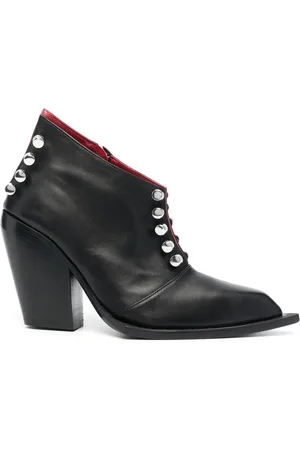 HARDOT Stud-embellished pointed boots