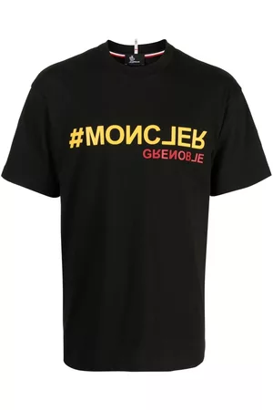 Moncler Men Short Sleeved T-Shirts - Logo-print short-sleeved T-shirt - Black