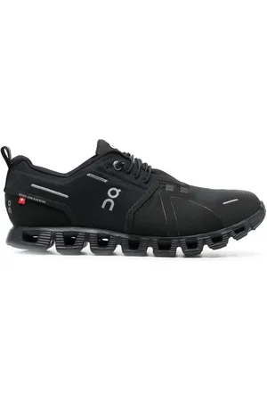 On Running Cloud 5 waterproof sneakers