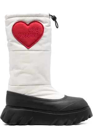 Moschino Padded heart patch boots