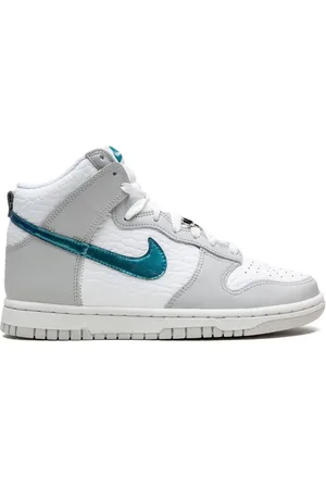 Nike Dunk High "FLS" sneakers