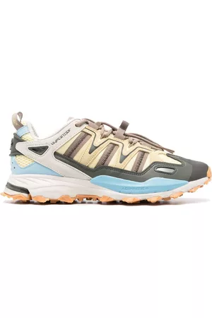 adidas Men Low Top & Lifestyle Sneakers - Hyperturf Adventure sneakers - Neutrals