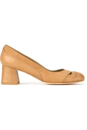 Sarah Chofakian Ludwig pumps
