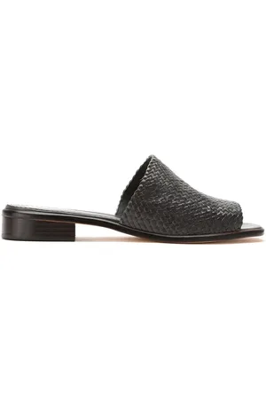 Sarah Chofakian Trama mules