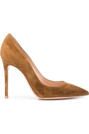Gianvito Rossi Textured pointed toe pumps