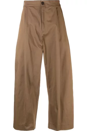 STUDIO NICHOLSON Men Wide Leg Pants - Pleated wide-leg trousers - Brown
