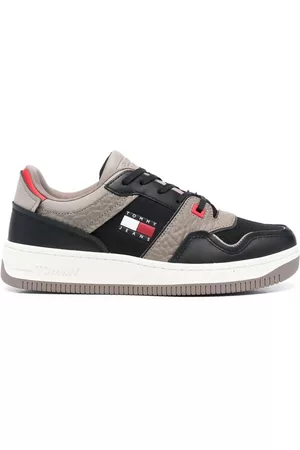 Tommy Hilfiger Men Basketball Sneakers & Shoes - Retro Basketball lace-up sneakers - Black