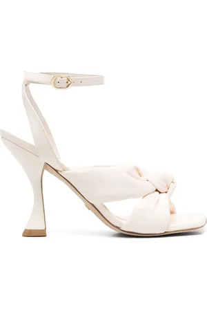 Stuart Weitzman Knot-detail leather sandals