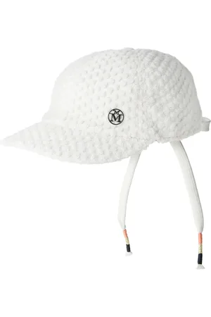 Le Mont St Michel Gareth tie-fastening cap