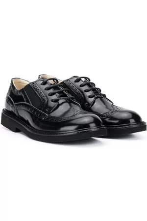 MONTELPARE TRADITION Brogues - Patent round-toe brogues - Black