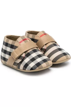 Burberry baby's shoes FASHIOLA.com