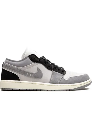 Jordan Air 1 Low SE Craft "Cement Grey" sneakers