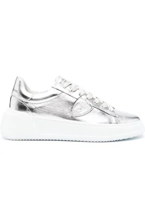 Philippe model Très Temple metallic-finish sneakers