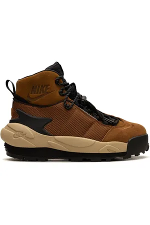 Nike X sacai Magmascape "Light British Tan" sneakers