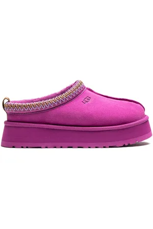 Magenta discount ugg slippers