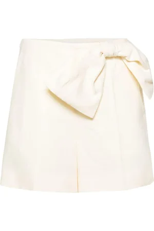 Chloé Bow-detail linen shorts