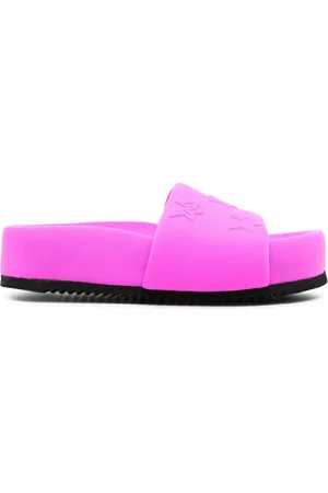 vic matiè Logo-embossed padded sandals