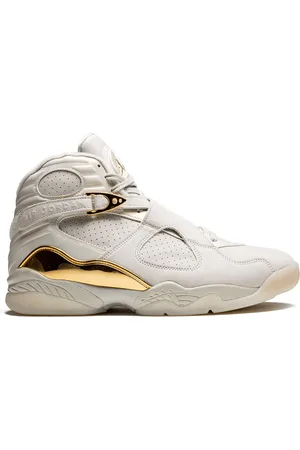 Jordan Air 8 Retro C&C "Trophy" sneakers