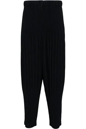 Issey Miyake Pleated tapered trousers