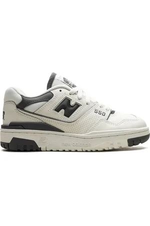 New Balance 550 "Sea Salt / Magnet"