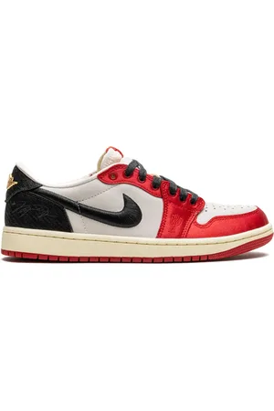 Jordan Air 1 "Trophy Room - Away" sneakers